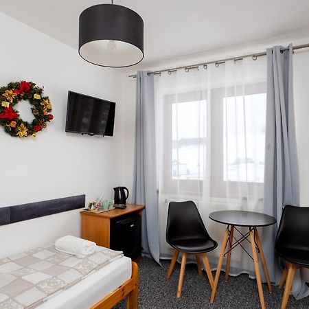 Villa 84 & Apartments Jacuzzi & Sauna Zakopane Exterior photo